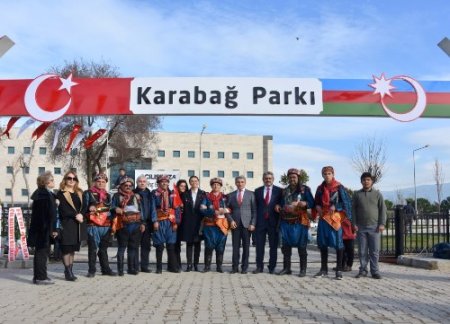 Fəlsəfə İnstitutunun direktoru və şöbə müdiri Türkiyədə Qarabağ parkının və Xocalı abidəsinin açılışında iştirak edib