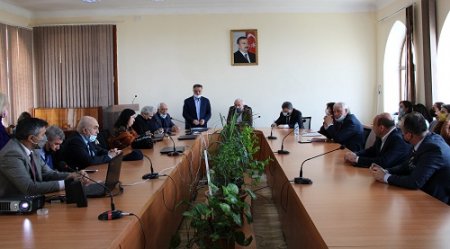 Scientific seminar on "Works of Bakikhanov and his personality" held at the Institute of Philosophy and Sociology