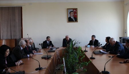 A meeting with our compatriot living in France Zaur Samadbeyli was held at the Institute of Philosophy and Sociology