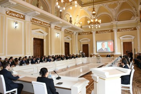 Bakı Şəhər İcra Hakimiyyəti və Tarix İnstitutunun yeni layəsi olan “Heydər Əliyev” kitabının nəşrinin həyata keçirilməsinə başlanılıb