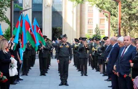 YAP Fəlsəfə və Sosiologiya İnstitutu üzrə  ərazi təşkilatı Yasamal rayonunda 27 sentyabr- Anım Gününə həsr edilmiş ümumrayon tədbirinə qatılıb