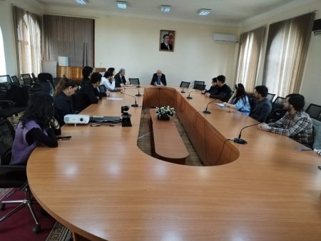 Doktorant və dissertantlar üçün mühazirələr keçirilib