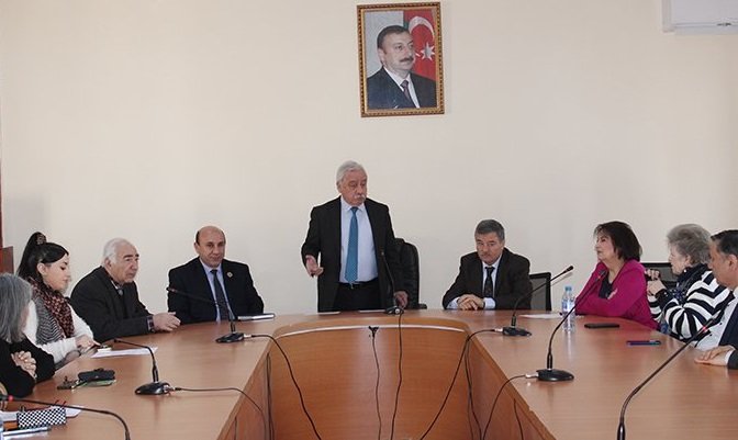 “Azərbaycan fəlsəfə elmində alim qadınların fəaliyyəti” adlı Dəyirmi masa keçirilib