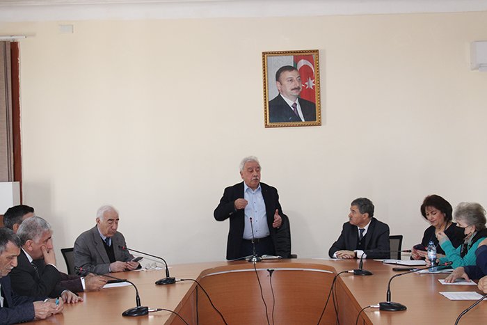 “Elm” gününə həsr olunmuş respublika konfransı keçirilib