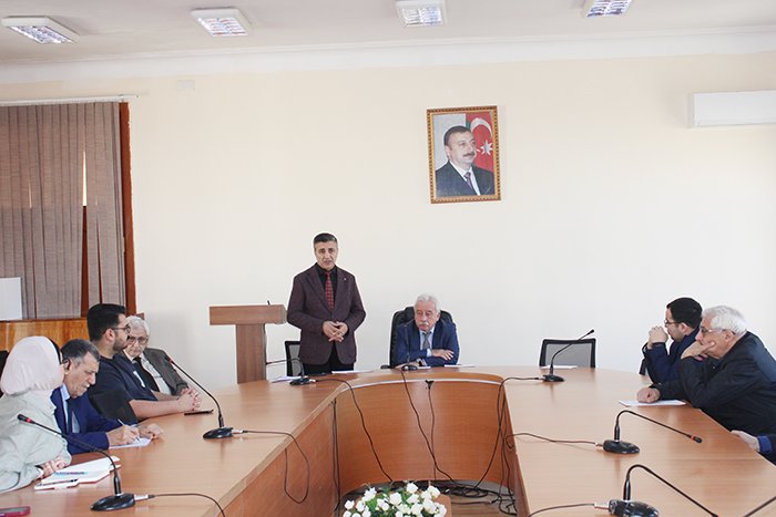 “Qədim fəlsəfədən süni intellektə: Platon, Pifaqor və müasir texnologiyalar” mövzusunda ümuminstitut seminarı keçirilib