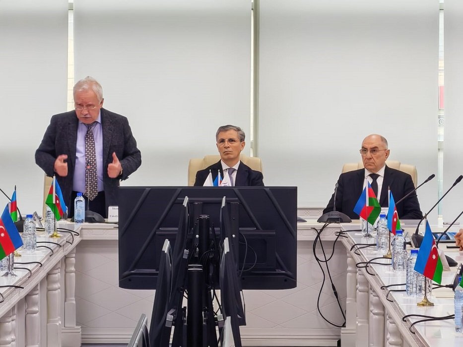 AMEA Fəlsəfə və Sosiologiya İnstitutu və Sosial Tədqiqatlar Mərkəzinin birgə təşkilatçılığı ilə Respublika elmi konfransı keçirilib