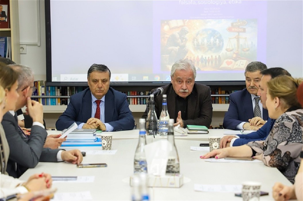 ADU-da “Müasir dövrün aktual problemləri” mövzusunda elmi seminar keçirilib