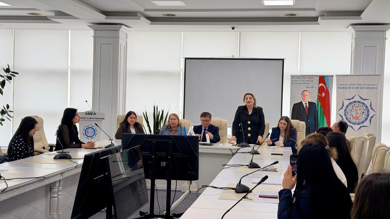 Dövlət müstəqilliyinin bərpa edilməsinin 35 illiyinə həsr olunmuş respublika elmi konfransı keçirilib